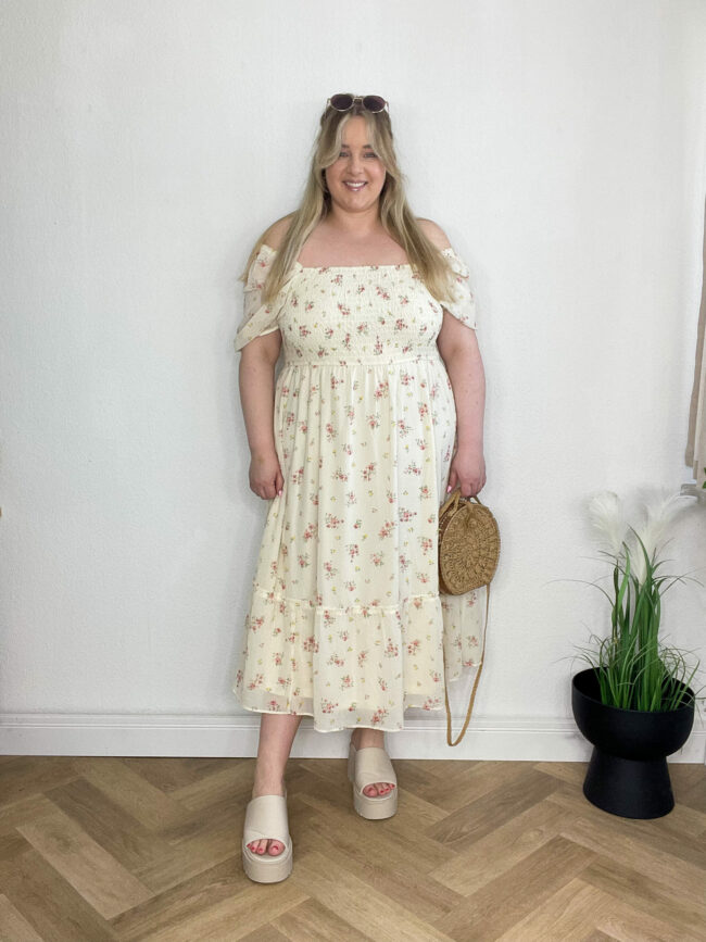 Kleid Beige Blumenmuster